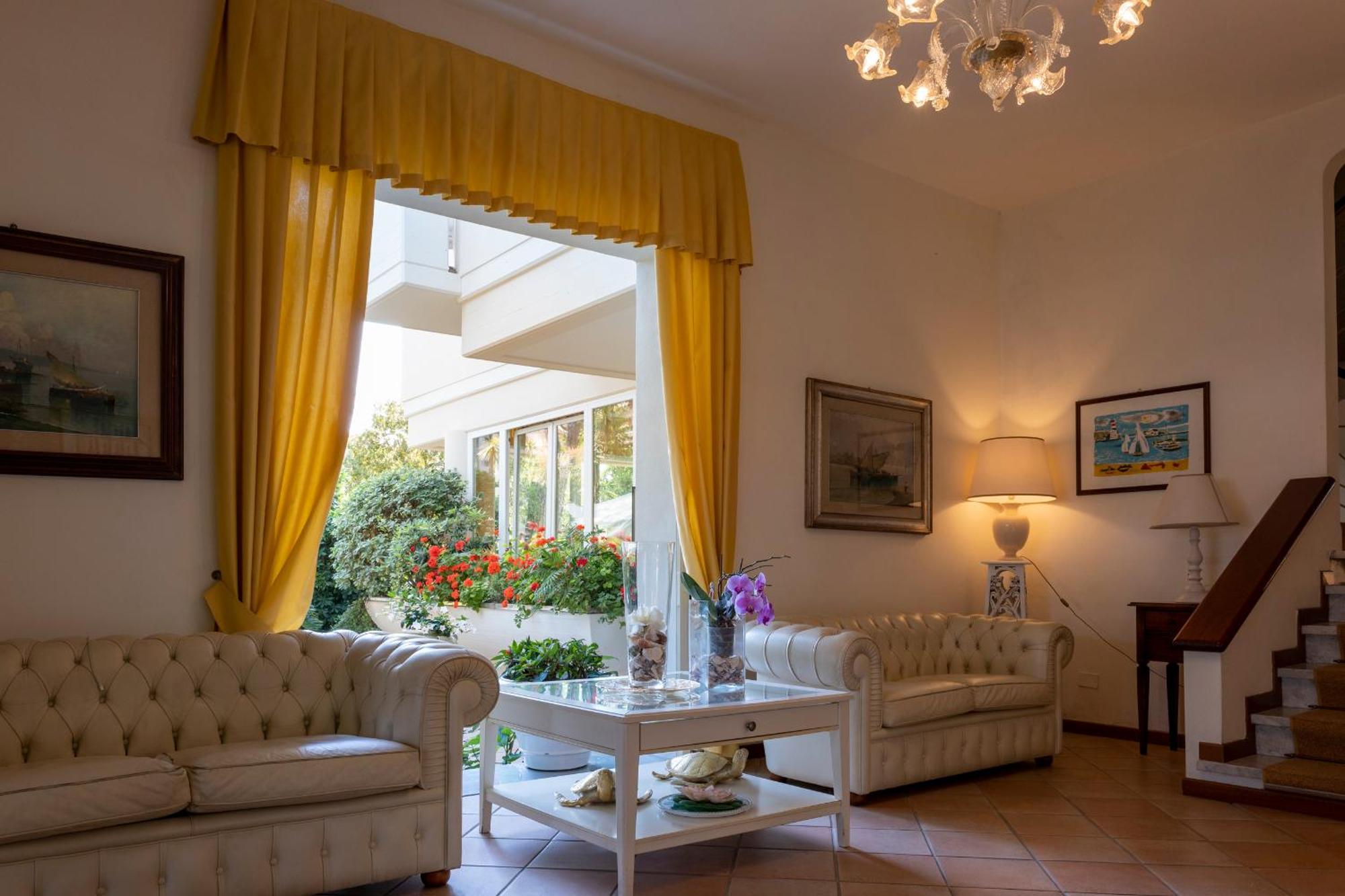 Sylvia 3* Lido di Camaiore