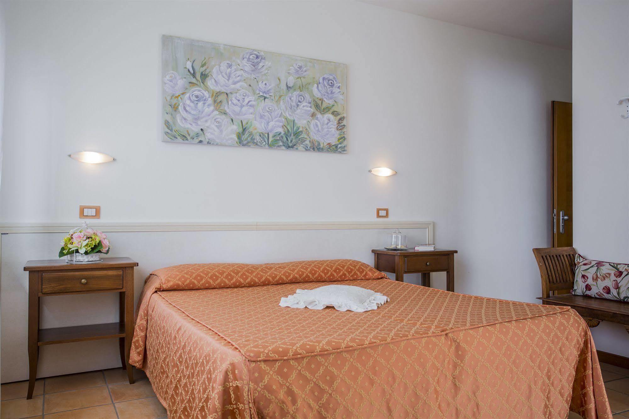 Sylvia Hotel