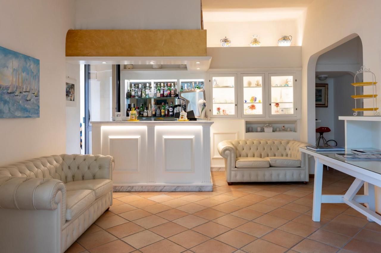 Sylvia Hotel 3*