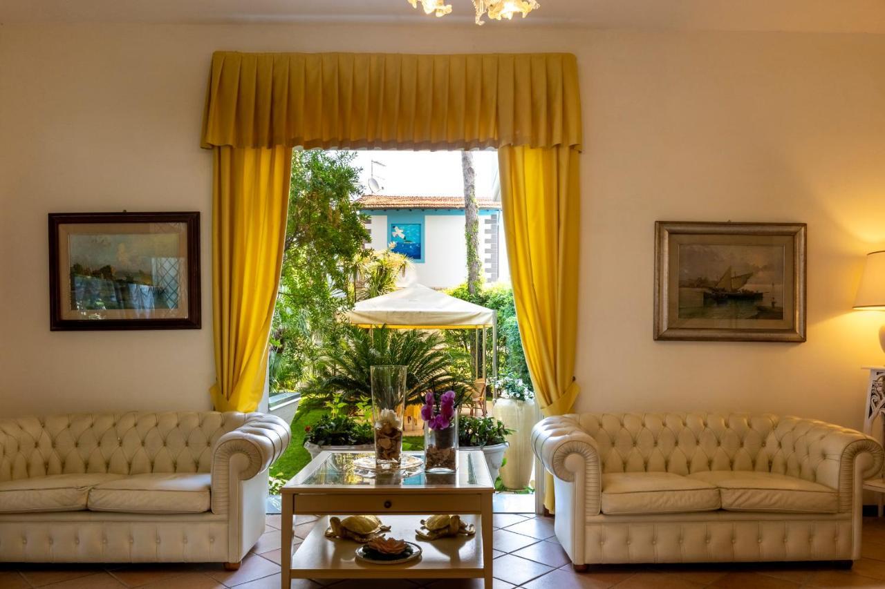Sylvia Hotel 3*