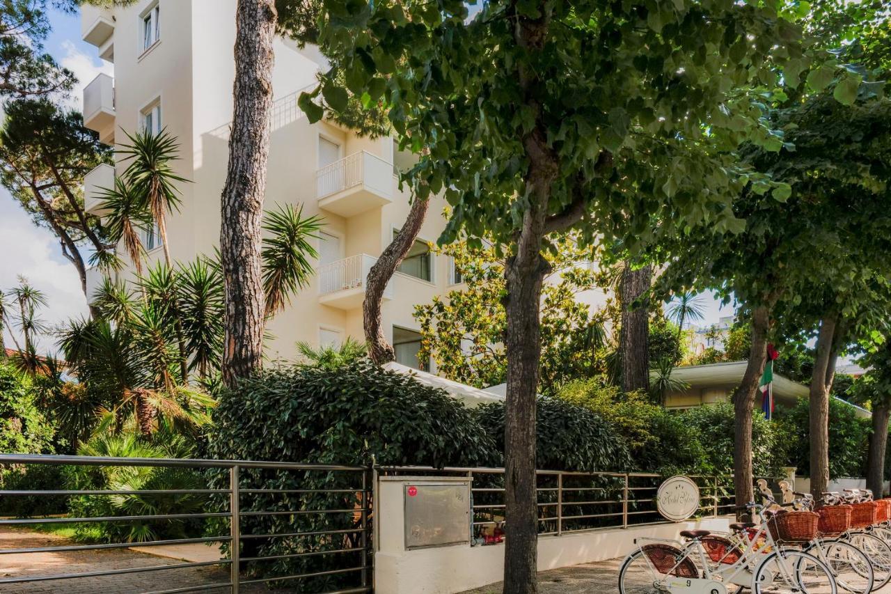 Hotel Sylvia 3*